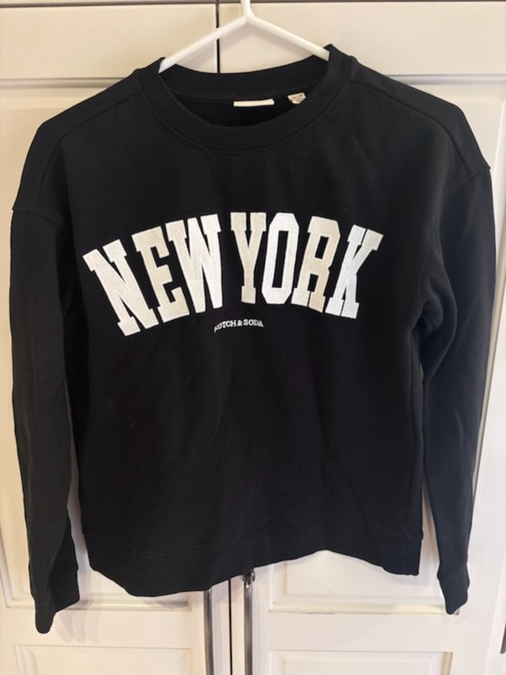 Scotch & Soda New York Black Crewneck Sweater xs embroidered